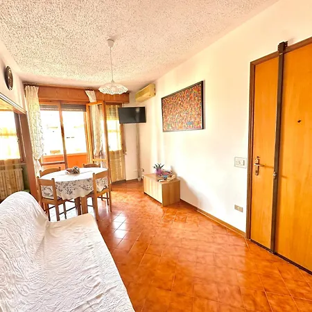 Riccione-trilocale Al Mare Indipendente & Luminoso-2 Matrimoniali-2 Grandi Balconi-parcheggio Privato-tutto A Piedi Apartment *