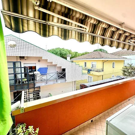 Riccione-trilocale Al Mare Indipendente & Luminoso-2 Matrimoniali-2 Grandi Balconi-parcheggio Privato-tutto A Piedi شقة ريتشيوني